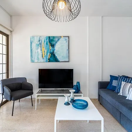 Azure 2-br W/terrace In Apartment Larnaca