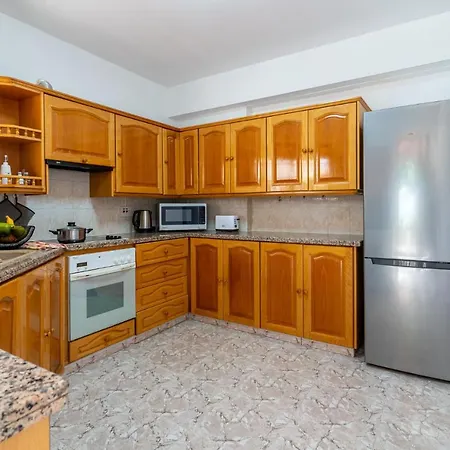 Azure 2-br W/terrace In